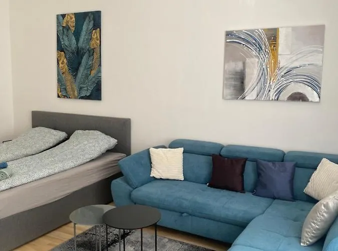 Blue Danube Downtown With Free Parking Apartament